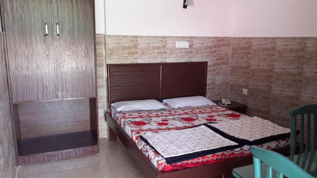 دلهي Jeraths Villa Bed And Breakfast المظهر الخارجي الصورة